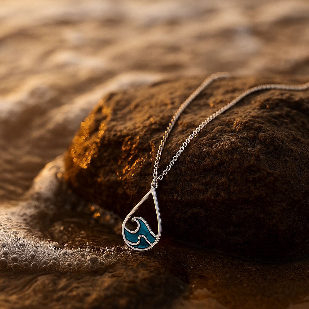 Amélie™ | Effortless Wave Charm