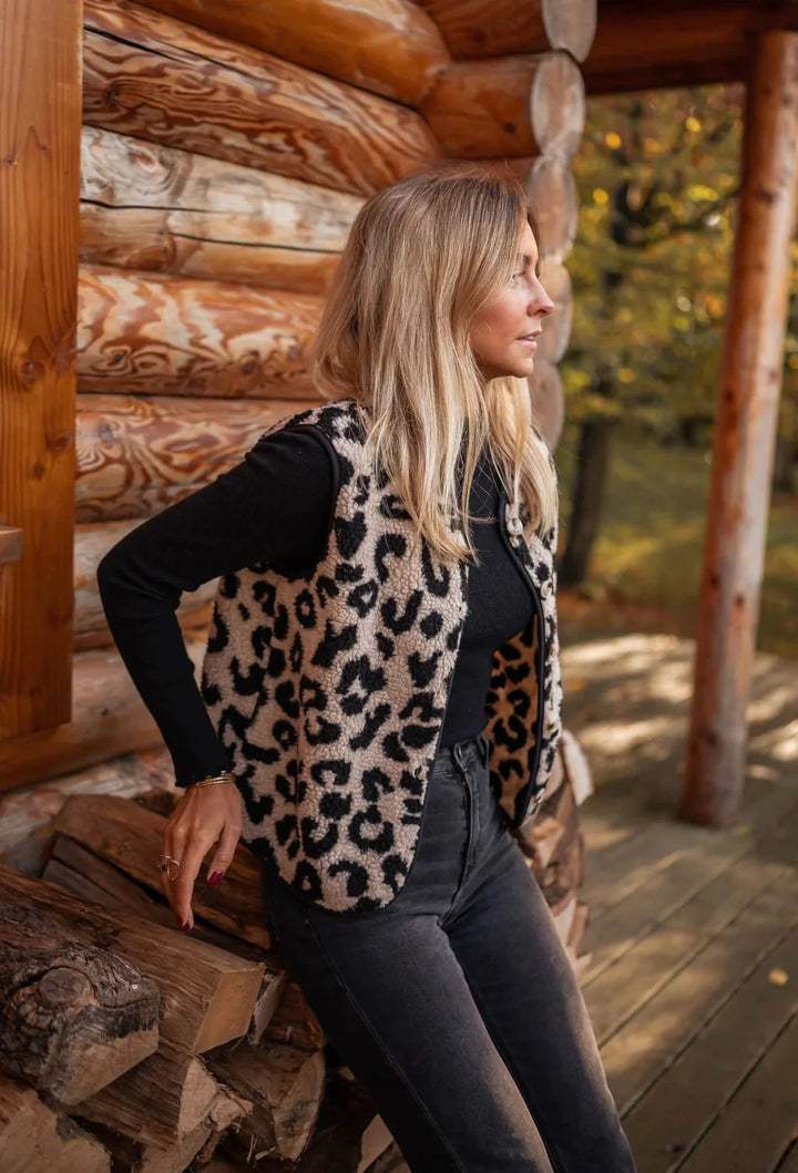 Olivia™ | Cozy Leopard Knitted Vest