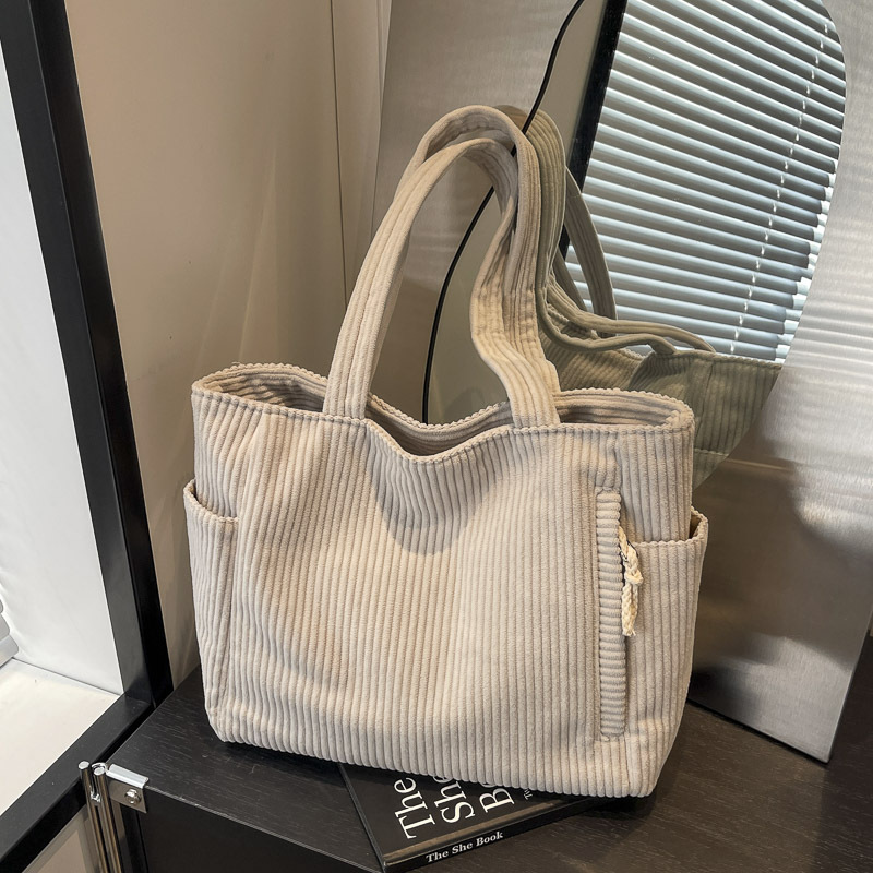 Manuela™ | Everyday Tote Bag