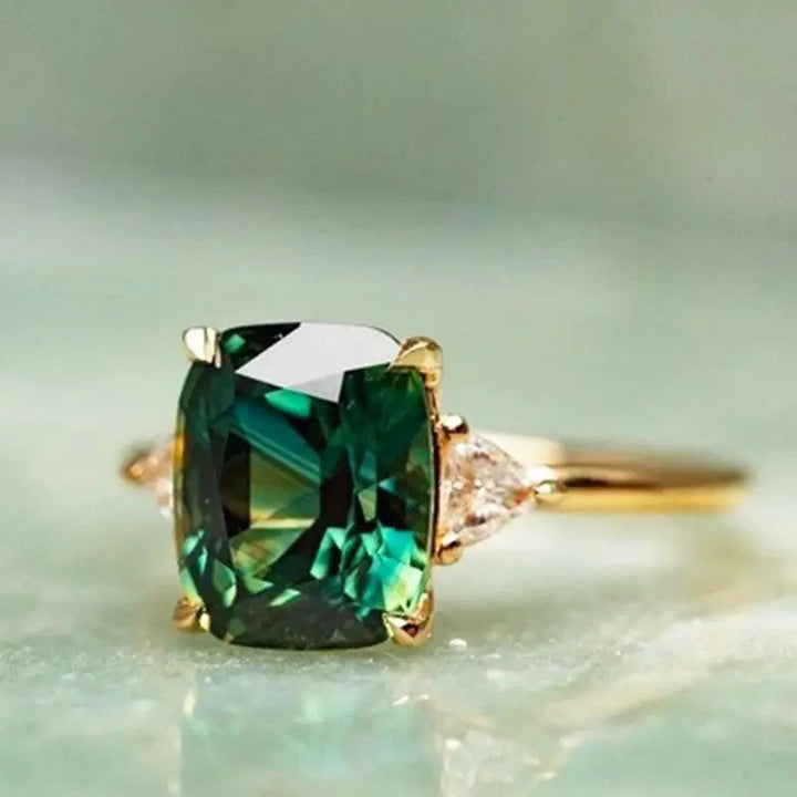 Kira™ | Elegant Square Cut Ring