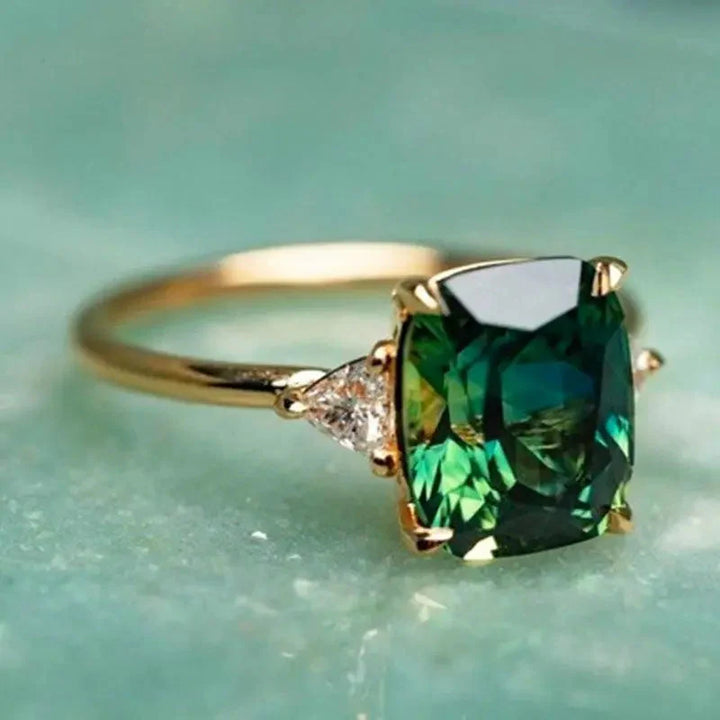 Kira™ | Elegant Square Cut Ring