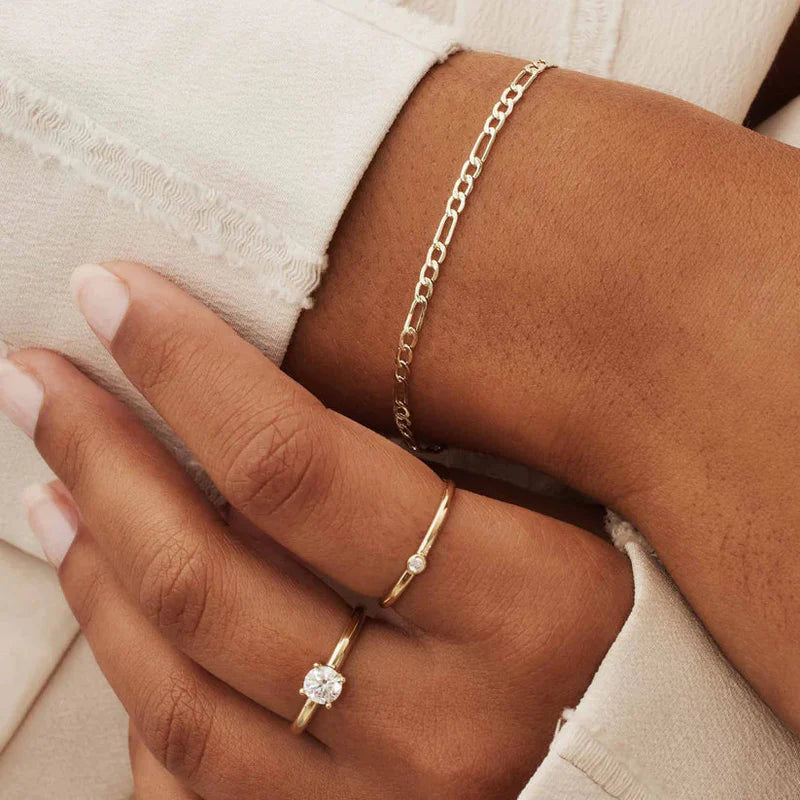 Neris Alaine Golden Chain Bracelet