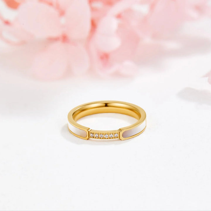 Ivette™ | Pearl & Crystal Ring