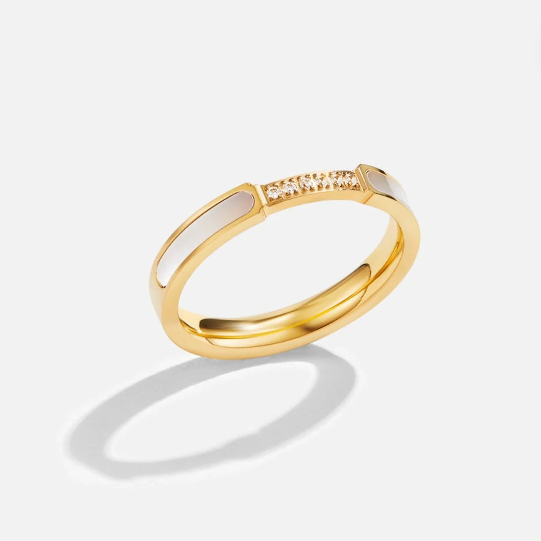 Ivette™ | Pearl & Crystal Ring